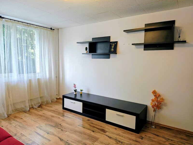 Drumul Taberei, Romancierilor, vanzare garsoniera, 2/4,dec, reabilitat,